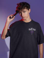 Unisex Relaxed Fit T-Shirt with " solo leving " Print