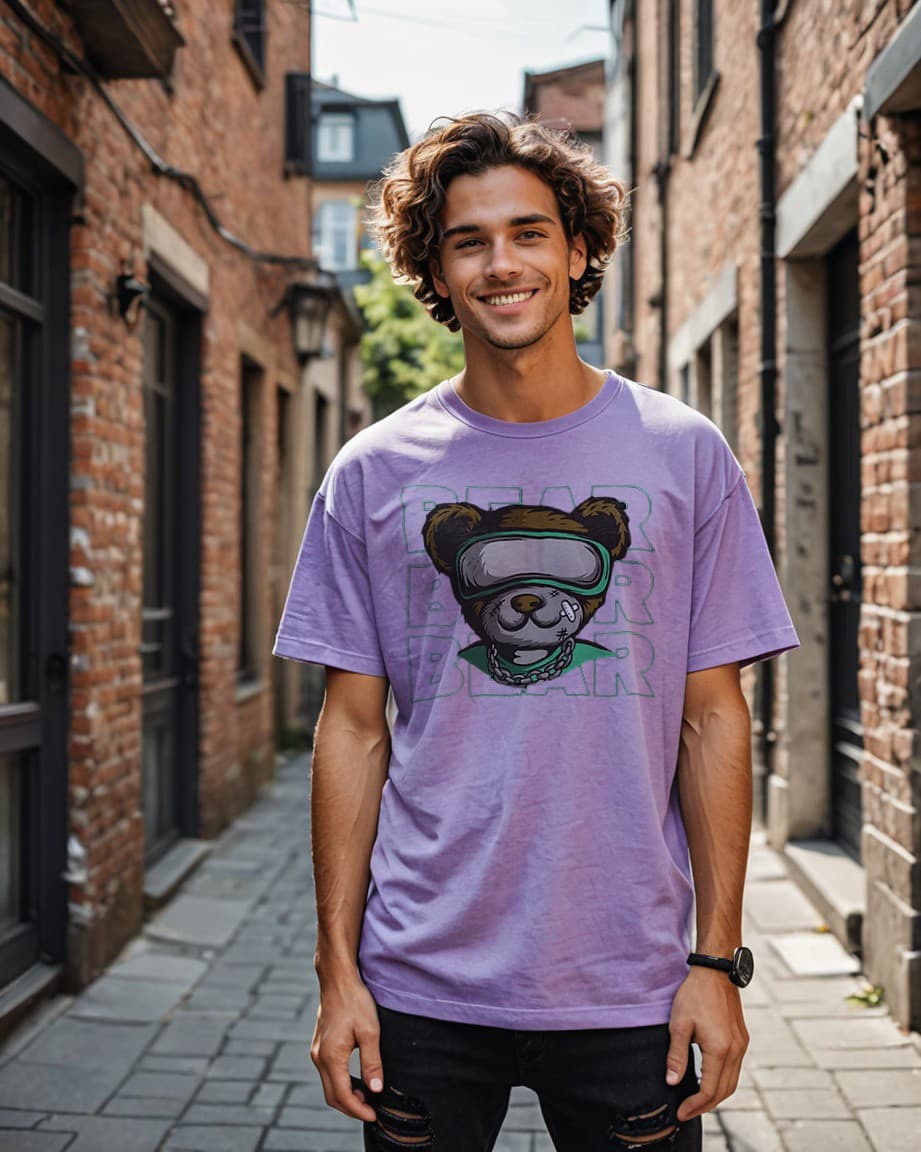 Unisex Relaxed Fit T-Shirt with "Bear" Print