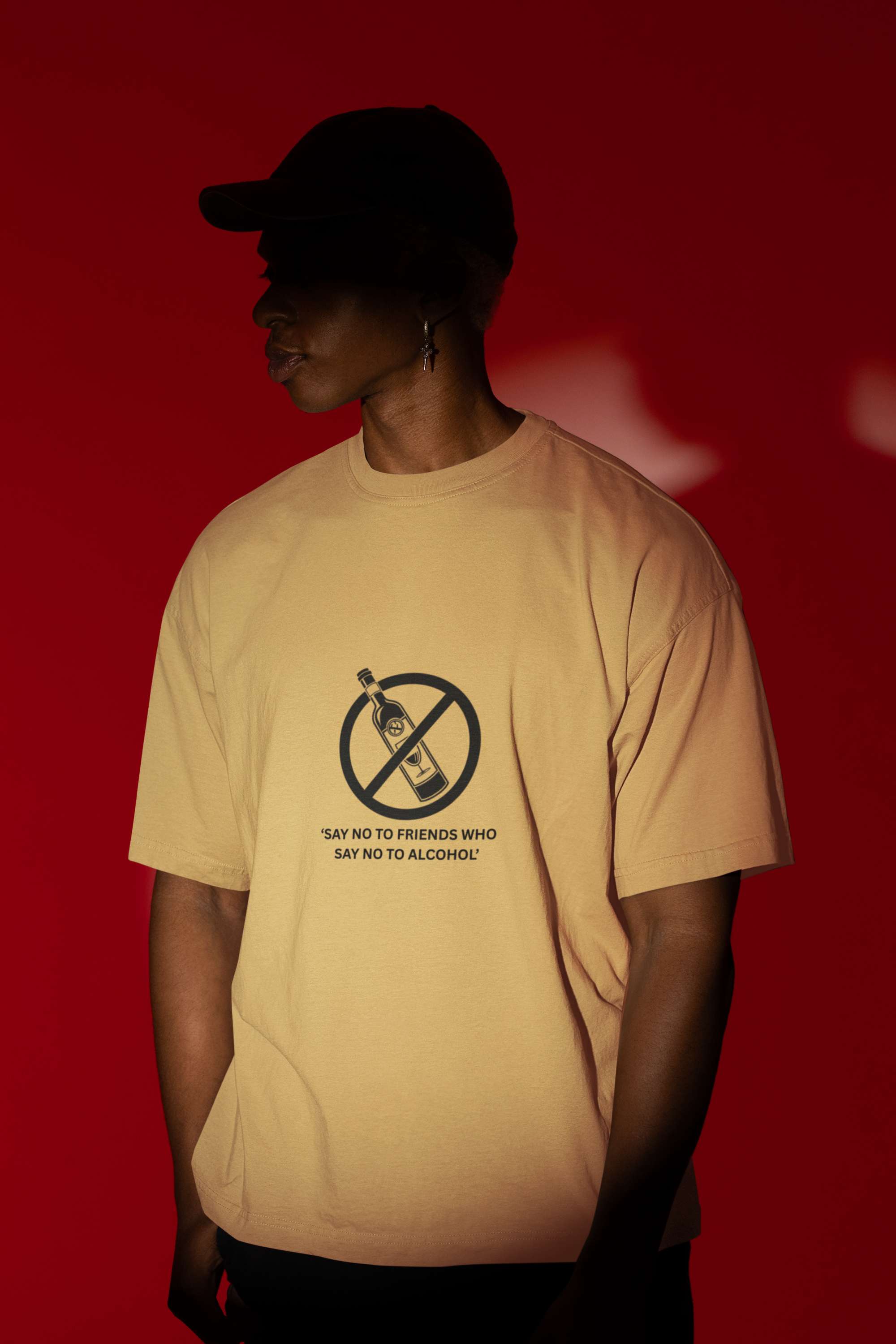 Unisex Relaxed Fit T-Shirt with "Gin & Social Rules" Print