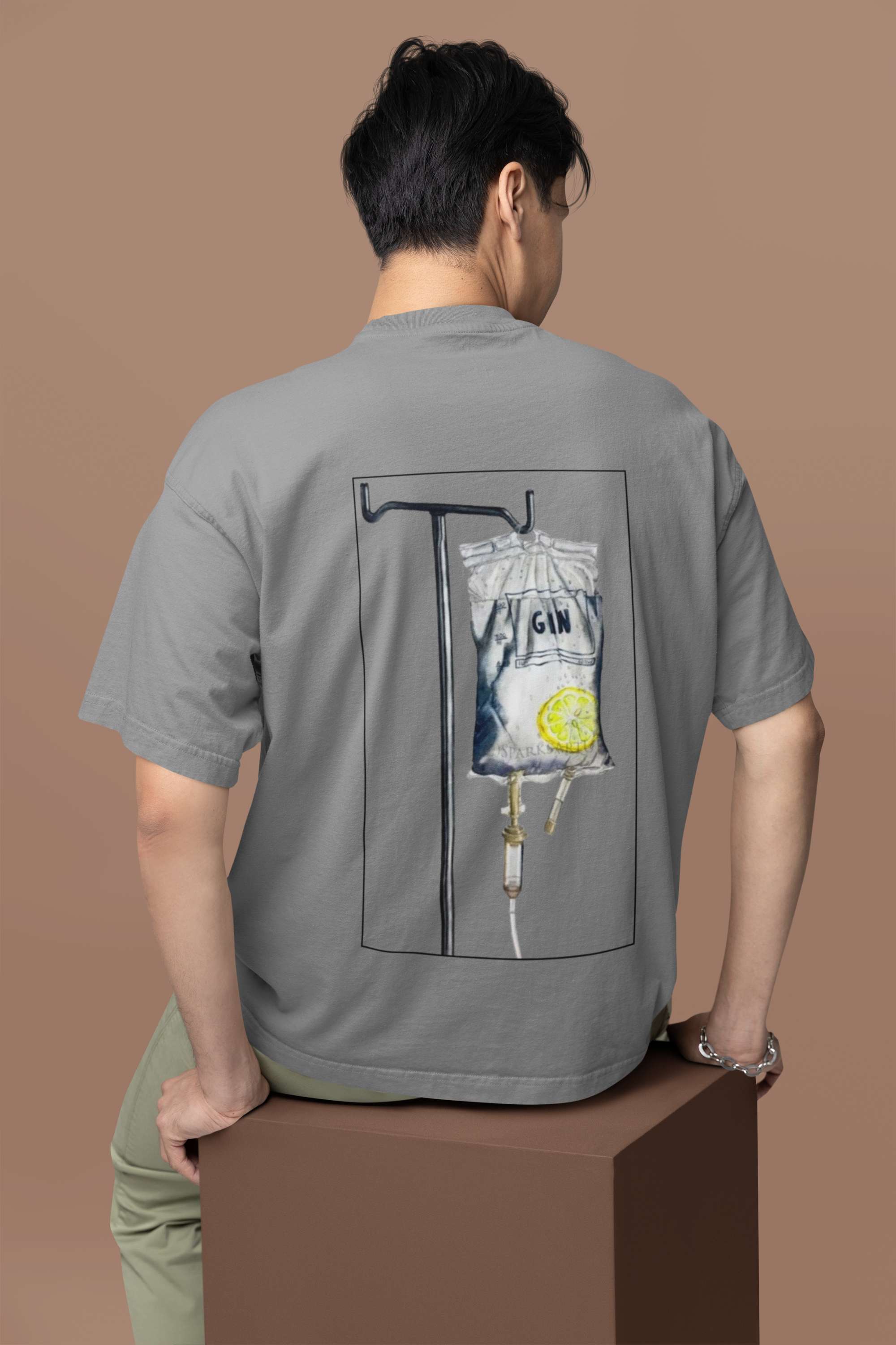Unisex Relaxed Fit T-Shirt with "Gin & Social Rules" Print