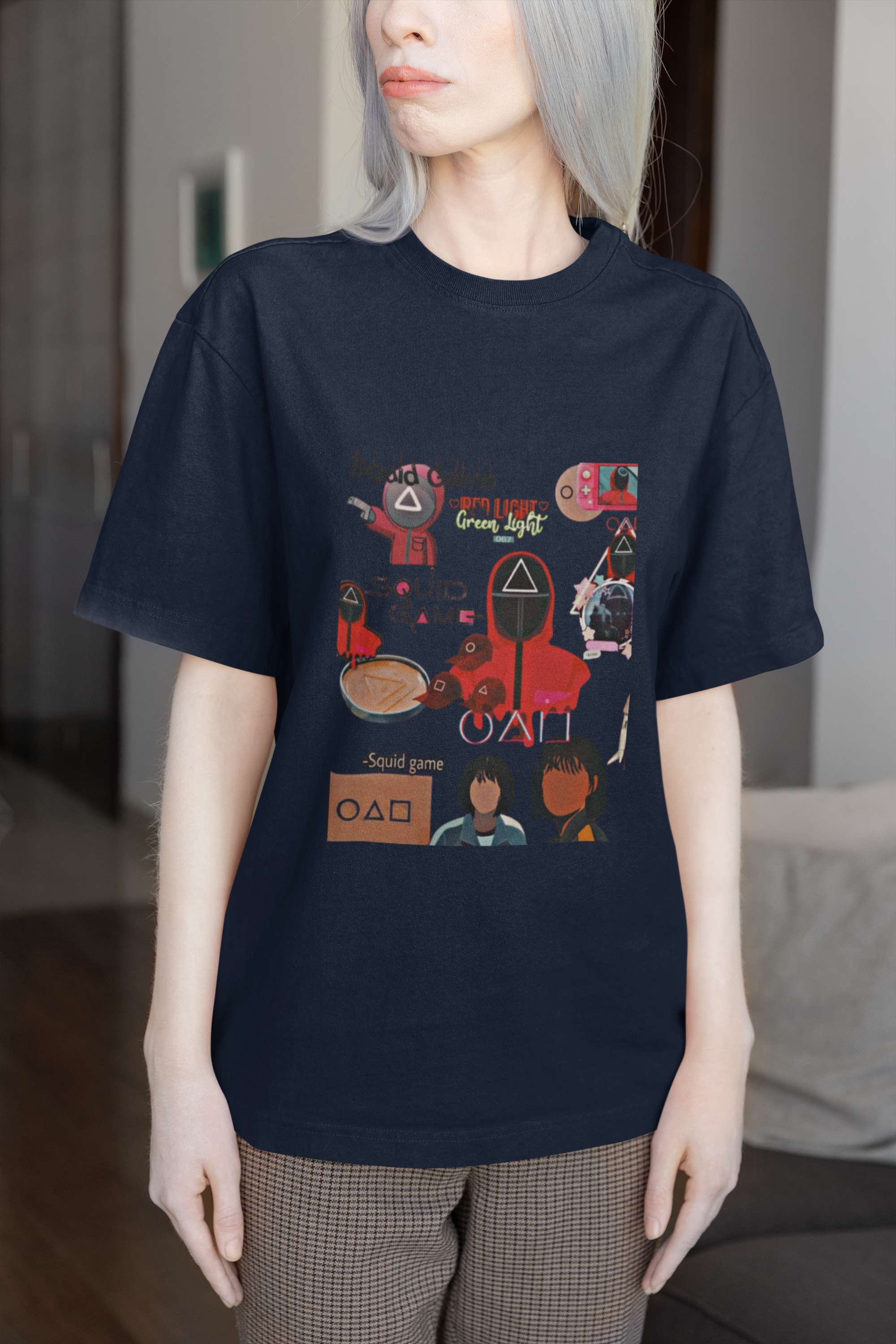 Unisex Relaxed Fit T-Shirt with "Red Light, Green Light" Print