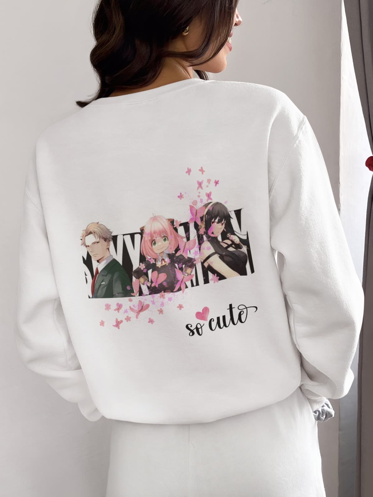 Unisex Sweatshirt with "Spy × Family" Print
