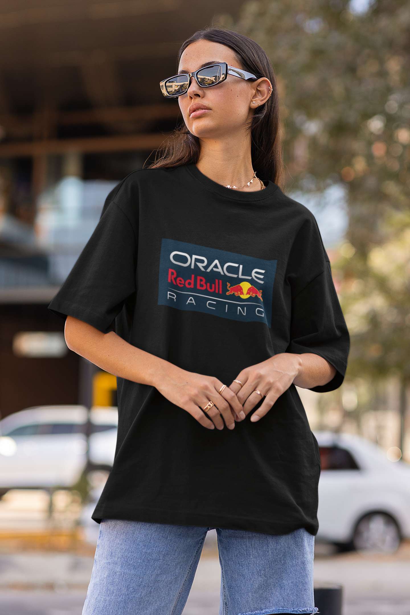 Unisex Relaxed Fit T-Shirt with "Oracle Red Bull Racing" Print